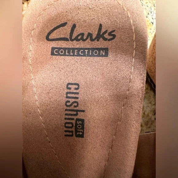 Clarks soft cushion cork wedge heel - Picture 9 of 11